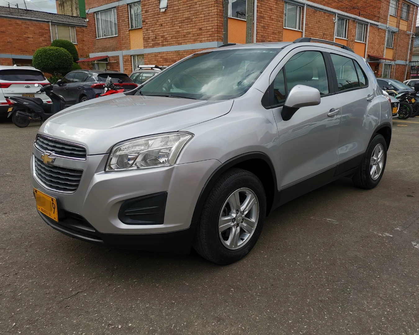 Caminhonete Chevrolet Tracker 2016 ls en Bogotá — foto 10