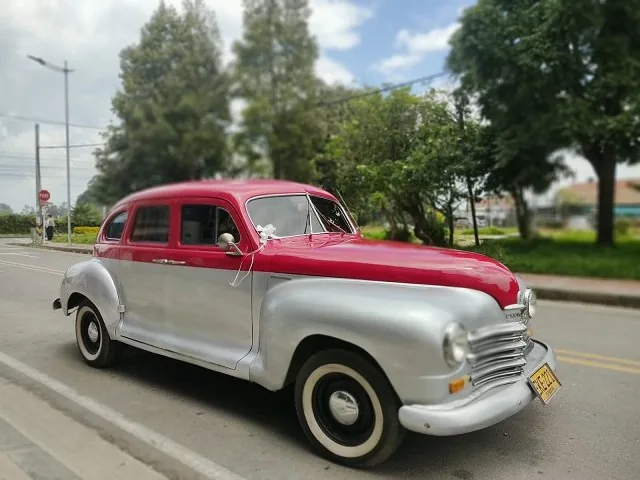 Sedã Dodge Plymouth 1947 Plymouth deluxe en Funza — foto 17