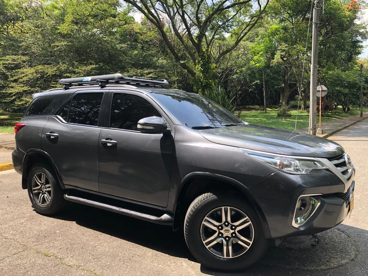 Camioneta Toyota Fortuner 2017 en Cali — foto 2