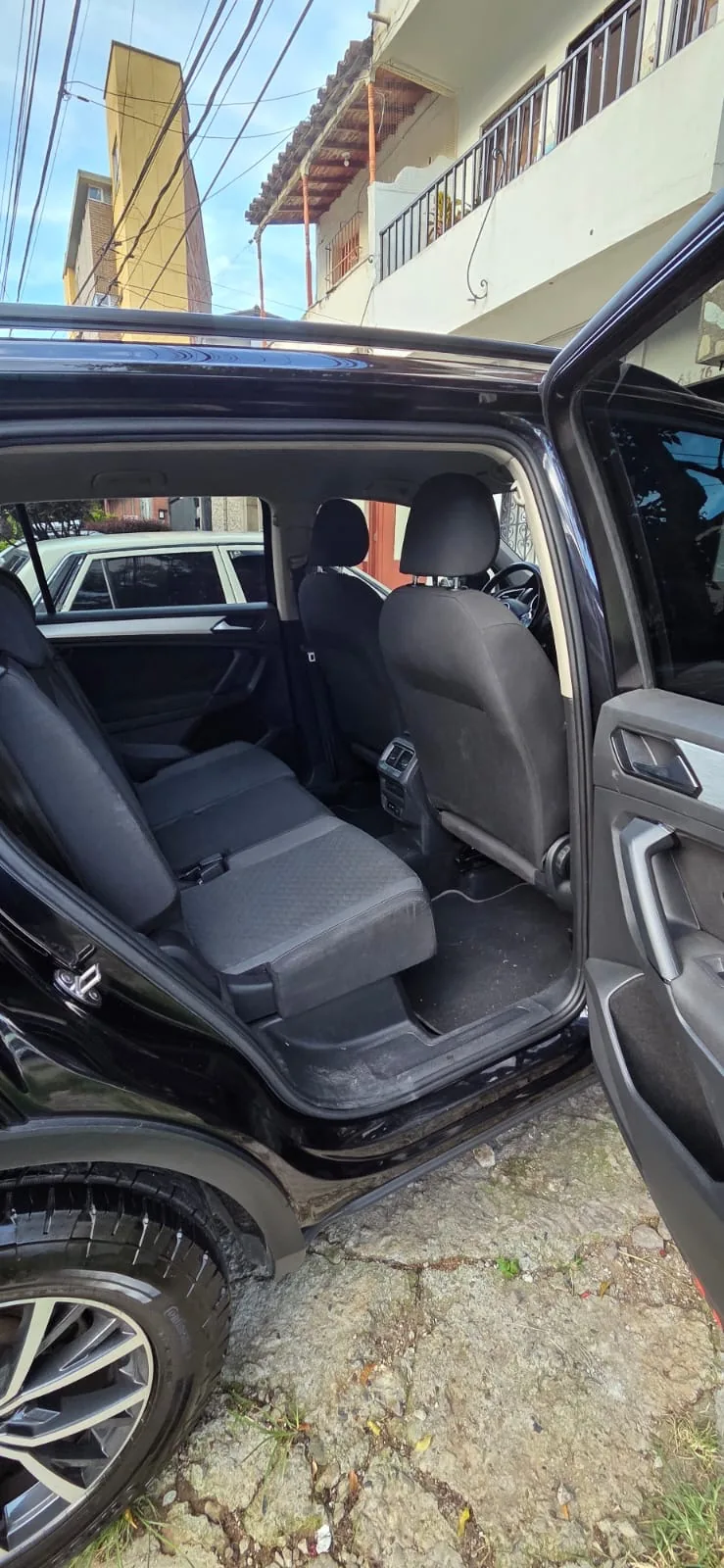 Caminhonete Volkswagen Tiguan Allspace 2018 Trendline 2.0 turbo en Medellín — foto 4