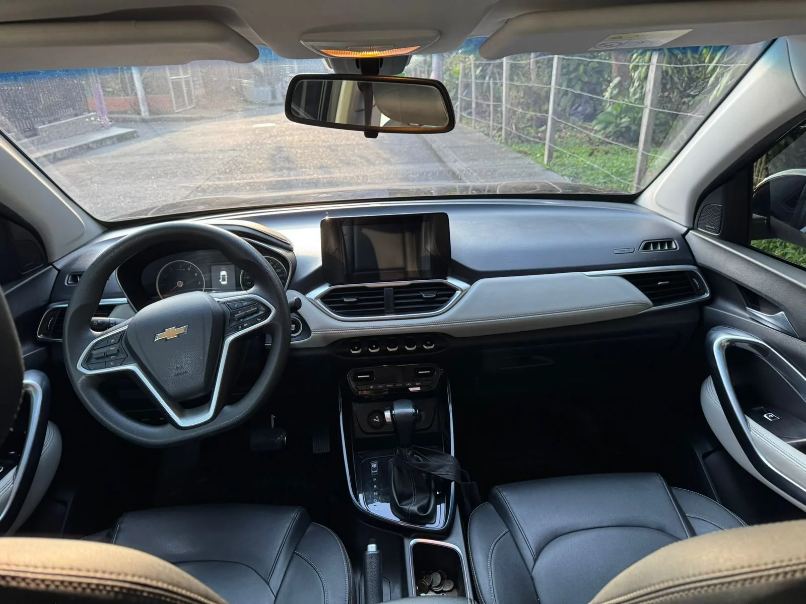 SUV Chevrolet Captiva 2023 en Armenia — foto 4