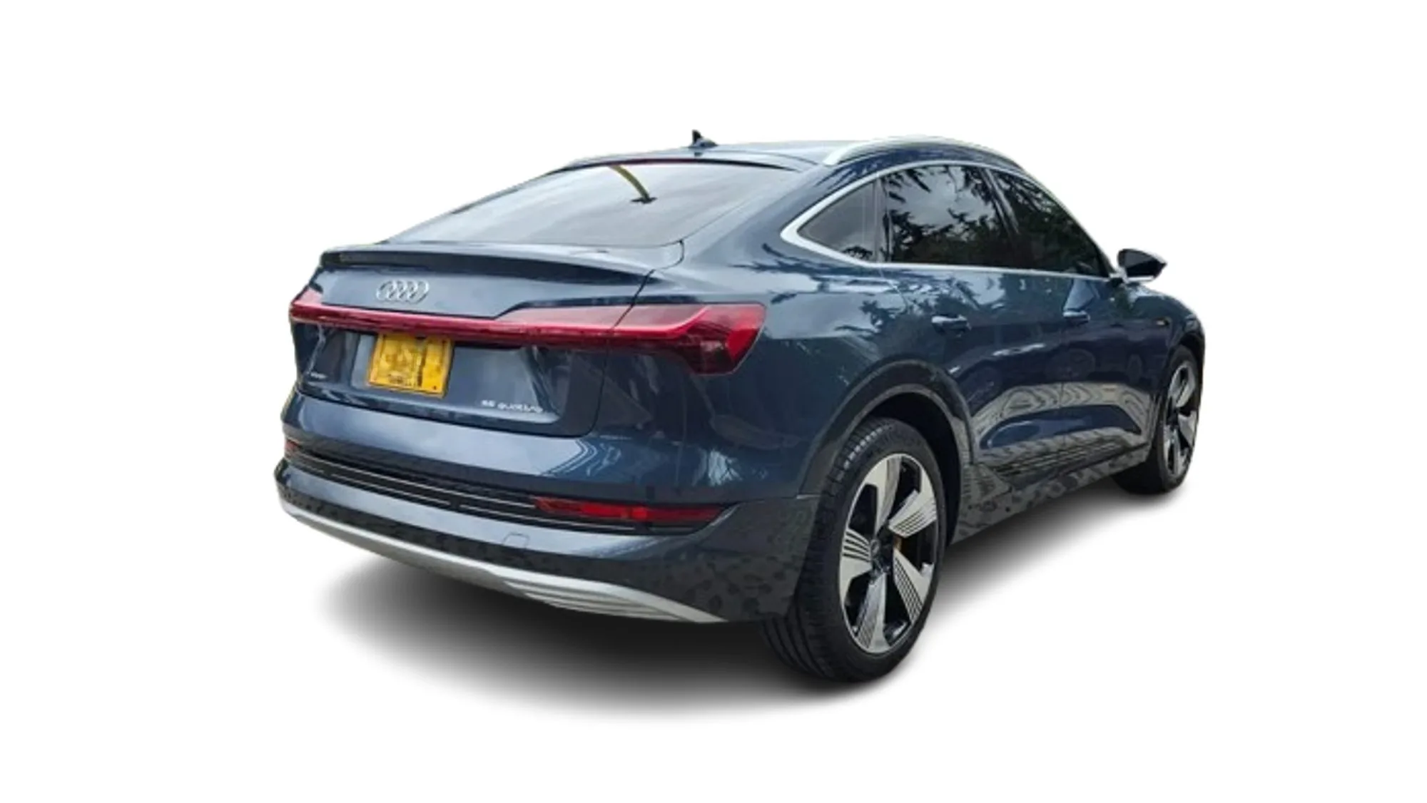 SUV Audi E-Tron Sportback 2023 en Medellín — foto 5