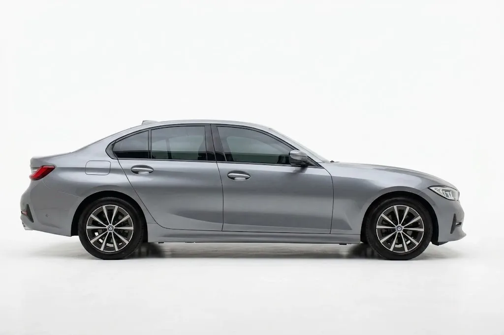 Sedã BMW 320i G20 2026 en Bucaramanga — foto 3