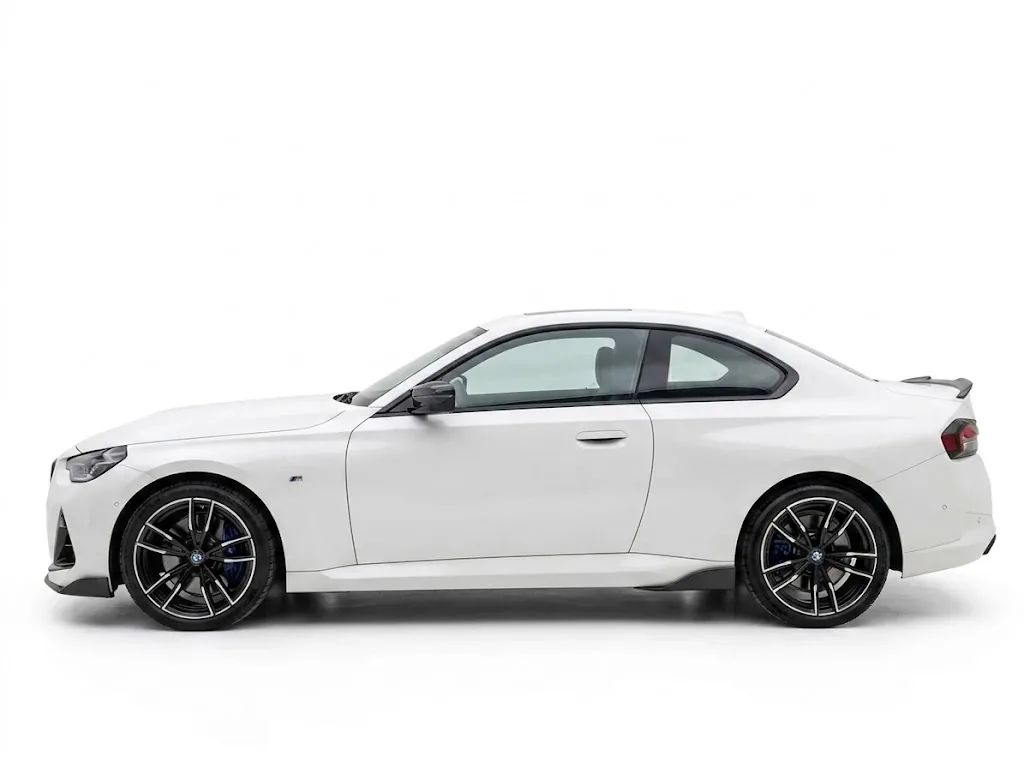 Sedán BMW M240i 2026 en Medellín — foto 3