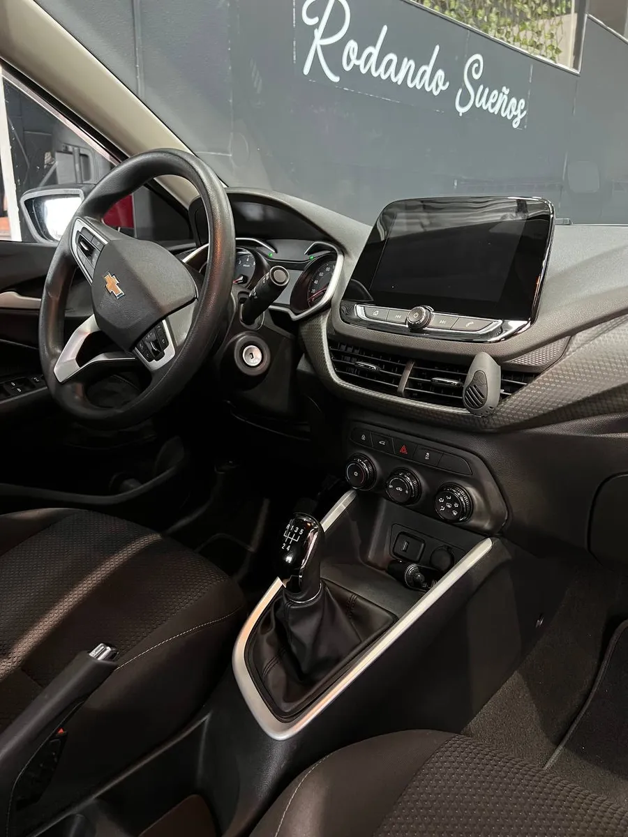 Sedã Chevrolet Onix LT 2023 1.0T Lt en Dosquebradas — foto 9