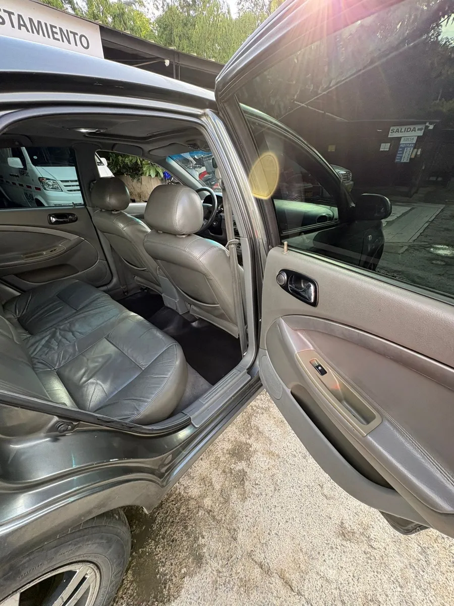 Sedã Chevrolet Optra 2008 en Envigado — foto 6