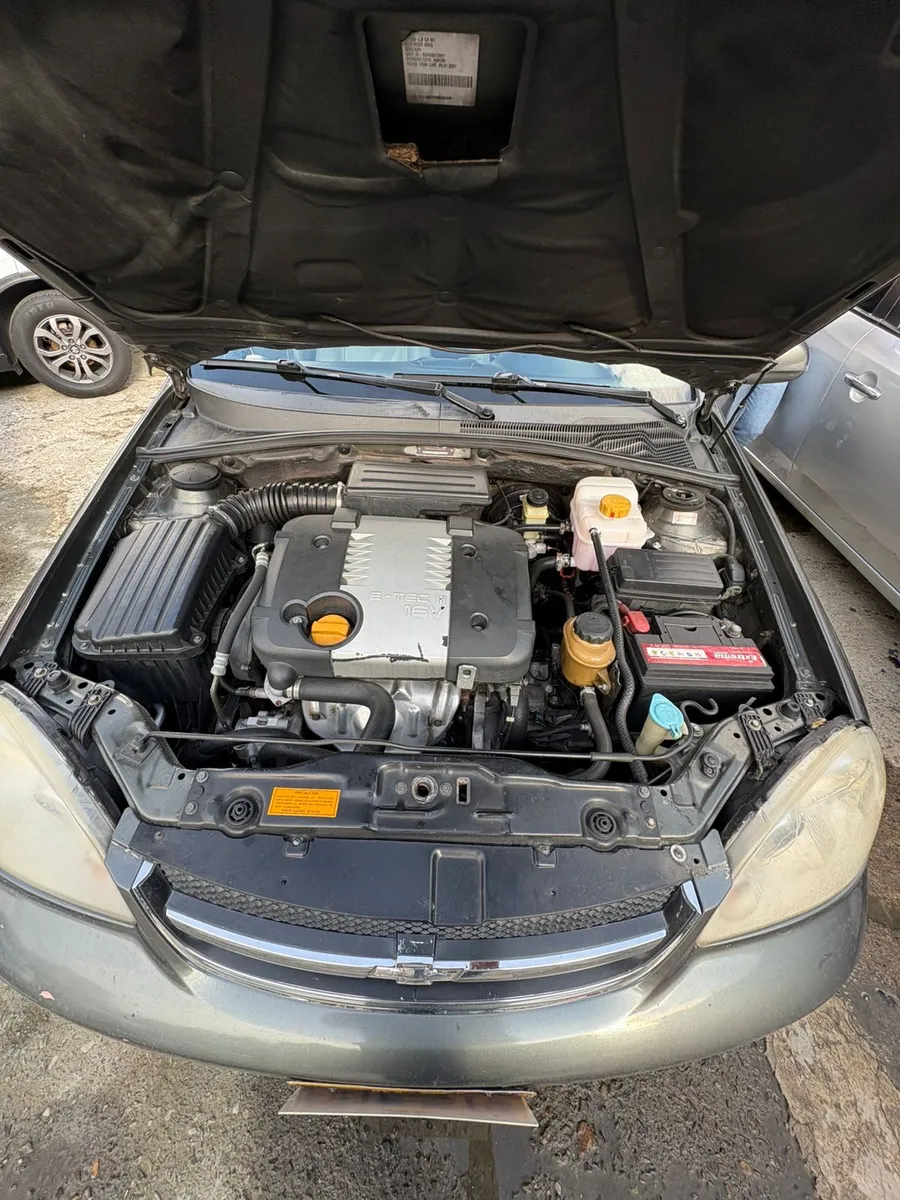 Sedã Chevrolet Optra 2008 en Envigado — foto 11