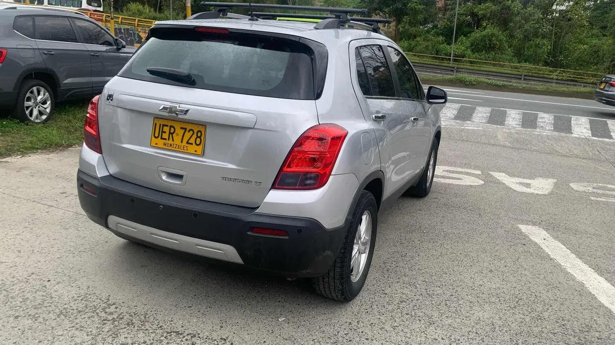 SUV Chevrolet Tracker 2016 en Manizales — foto 3