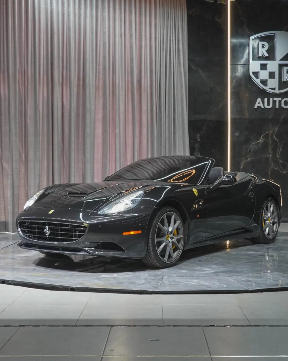 Conversível Ferrari California 2010 en Medellín