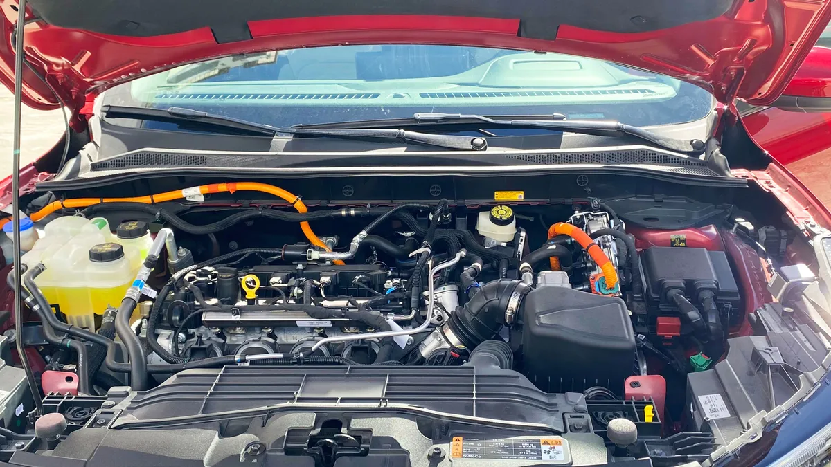 SUV Ford Escape 2024 en Pasto — foto 14