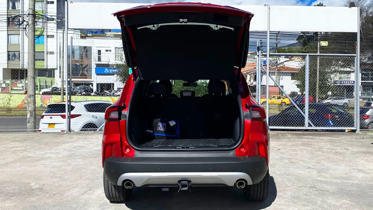 SUV Ford Escape 2024 en Pasto — foto 9