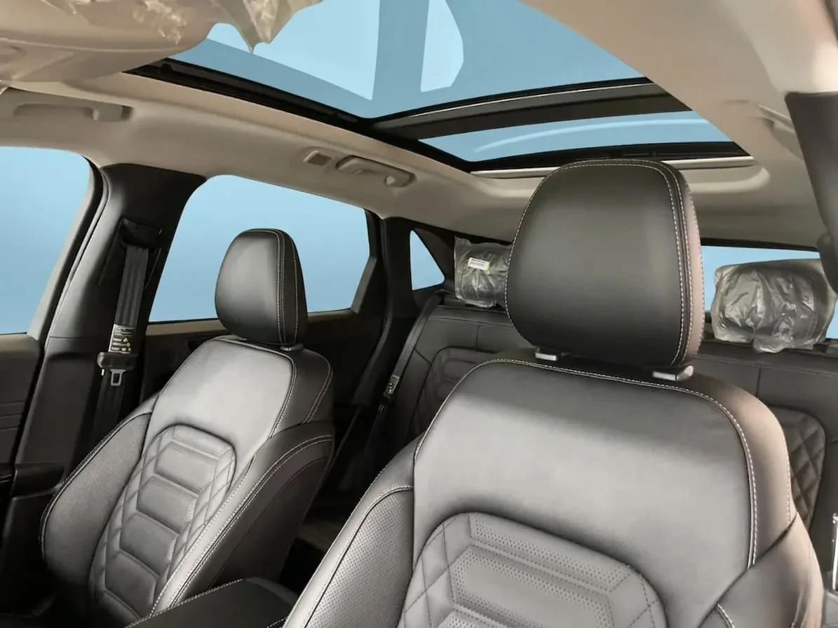 SUV Ford Escape Platinum 2025 en Barranquilla — foto 6