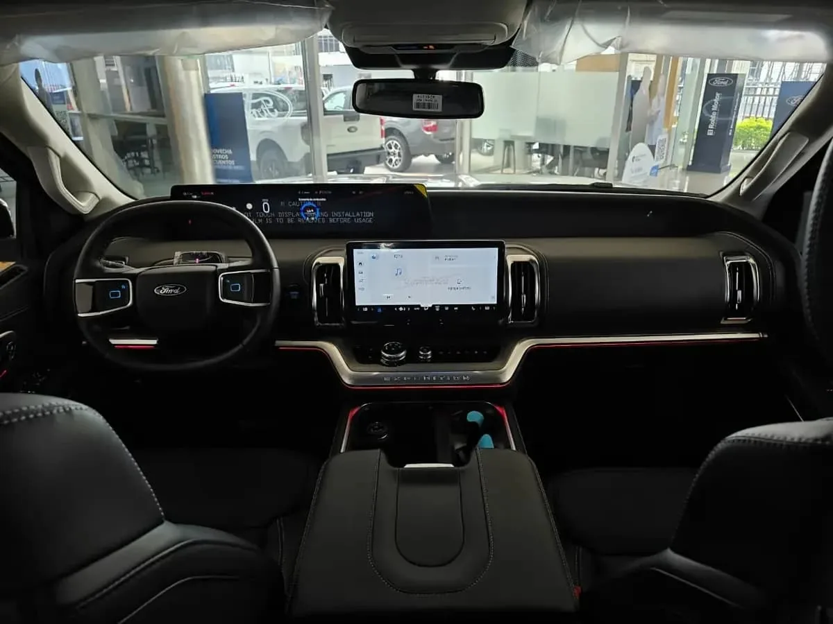 Camioneta Ford Expedition Platinum 2026 en Soledad — foto 6