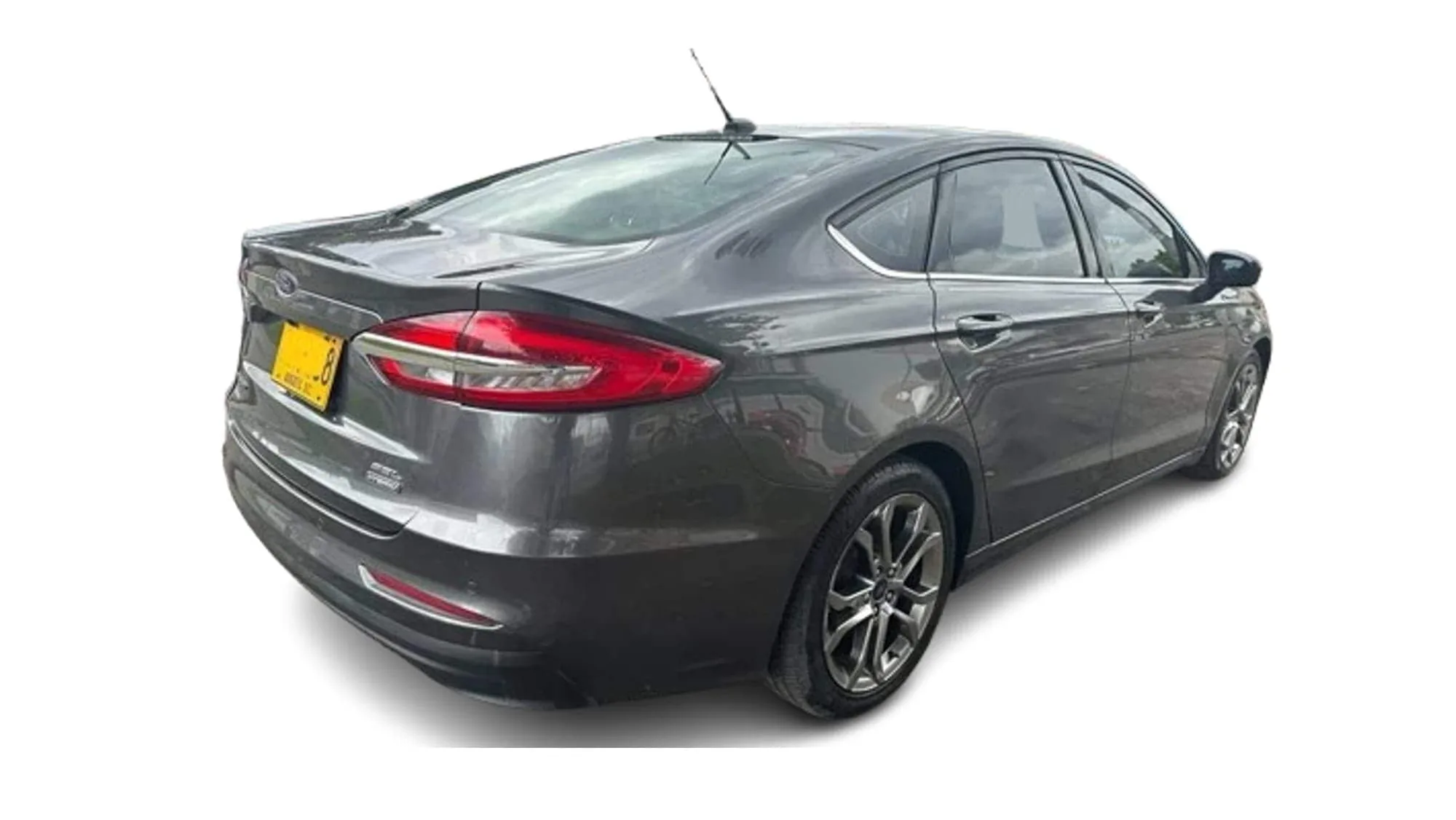 Sedã Ford Fusion SEL Hybrid 2020 en Pereira — foto 2