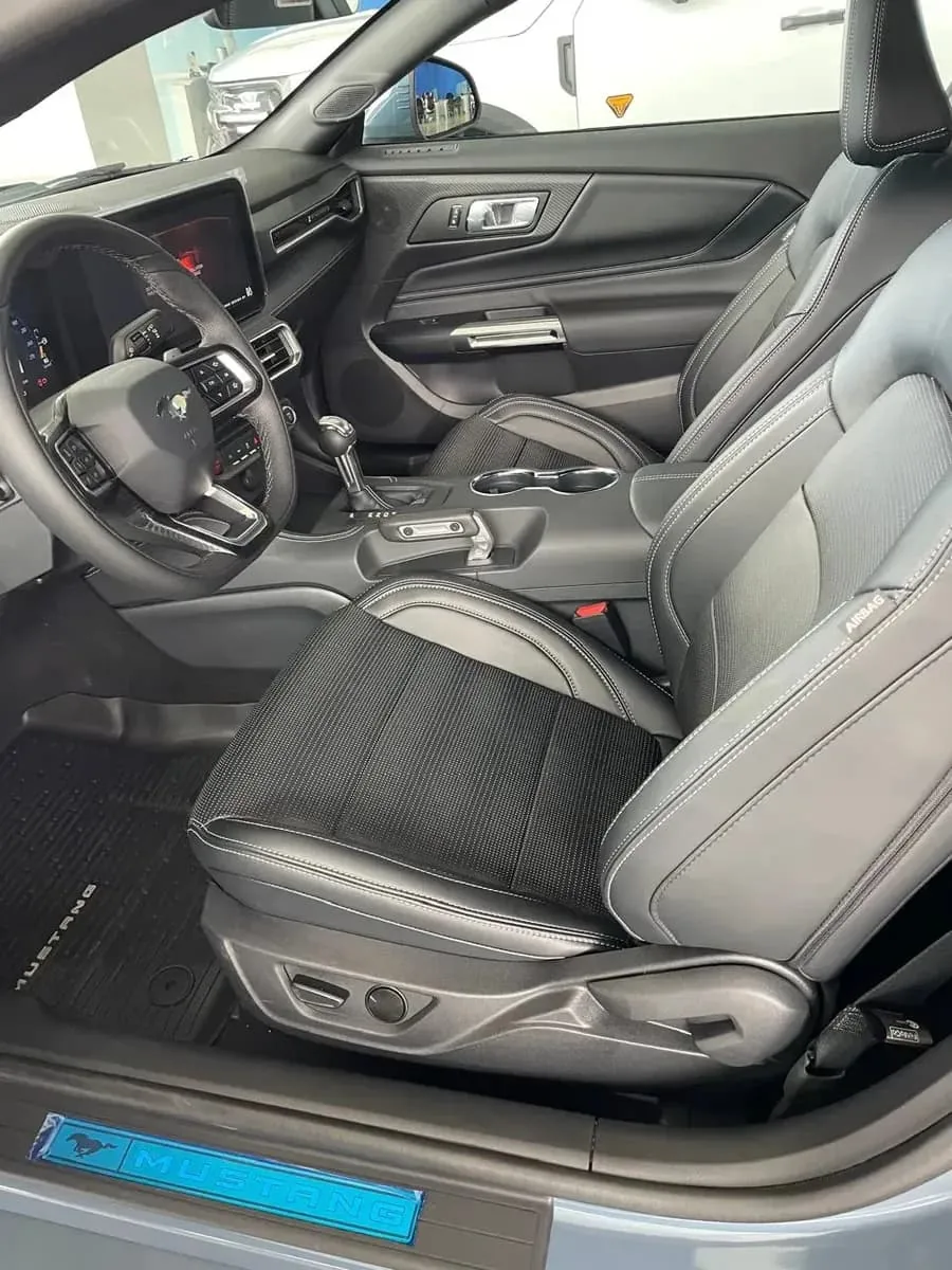 Coupé Ford Mustang GT 2026 Premium en Barranquilla — foto 4