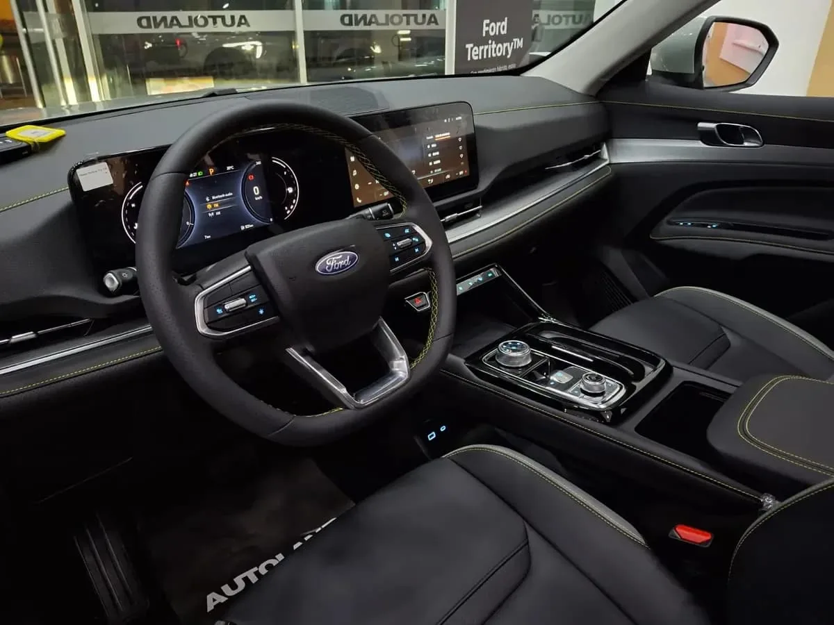 SUV Ford Territory Titanium 2026 en Bogotá — foto 5