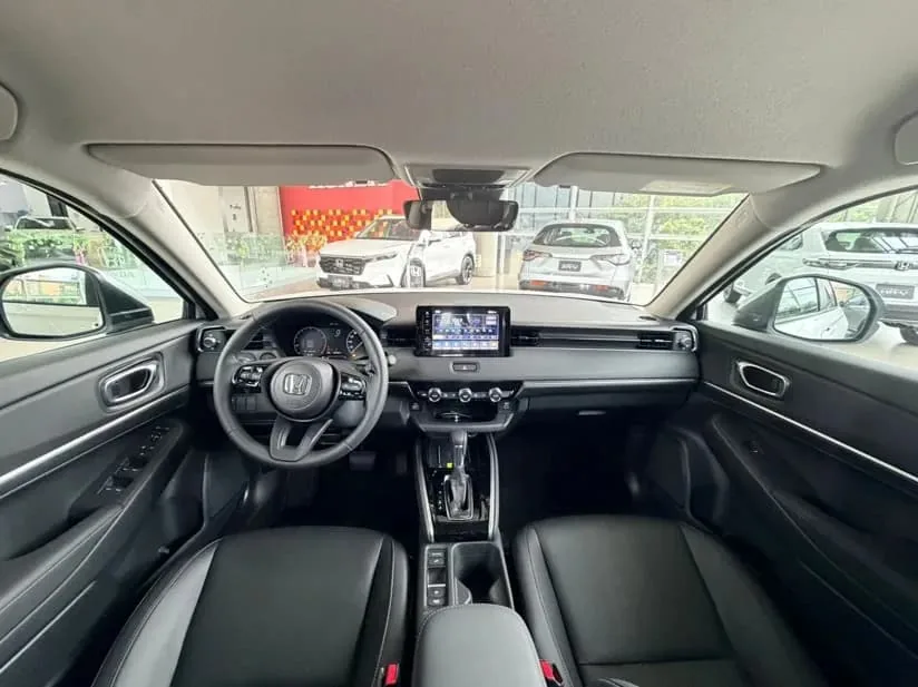 SUV Honda HR-V 2026 Prestige en Medellín — foto 4