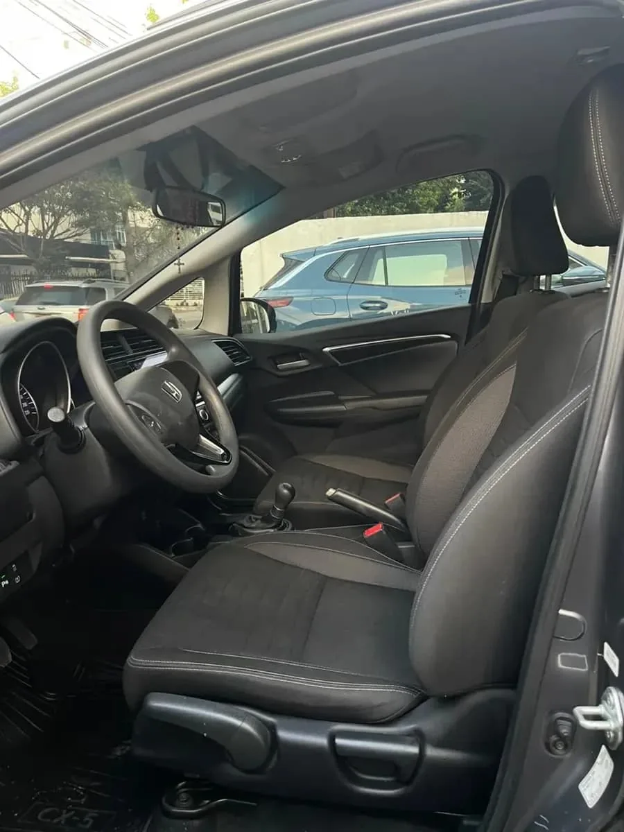 SUV Honda WR-V 2023 LX en Cali — foto 5