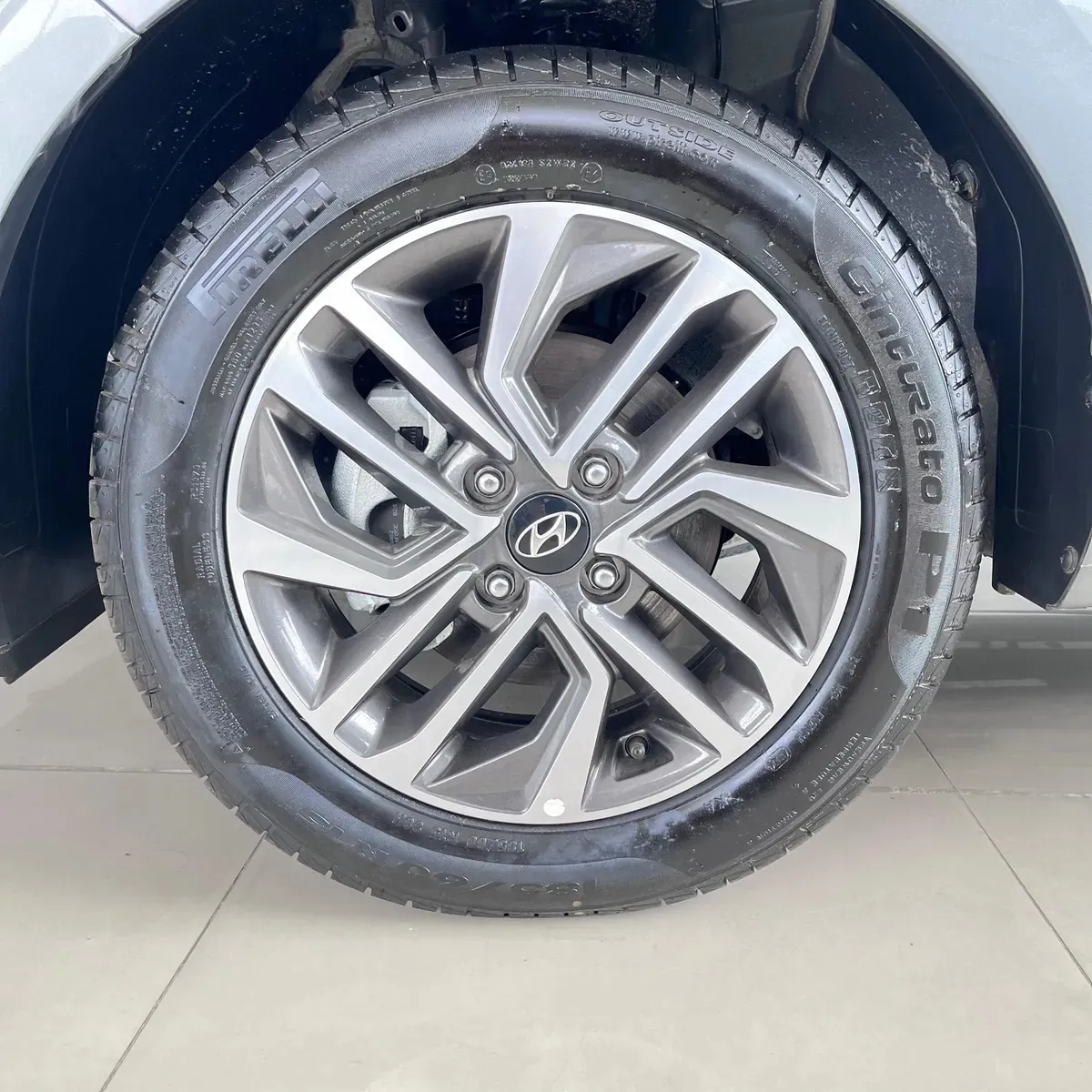Hatchback Hyundai HB20 2026 en Neiva — foto 4