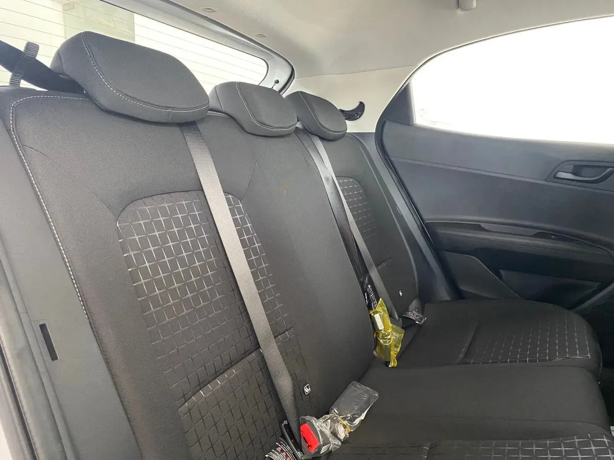 Hatchback Hyundai HB20 2026 en Neiva — foto 5