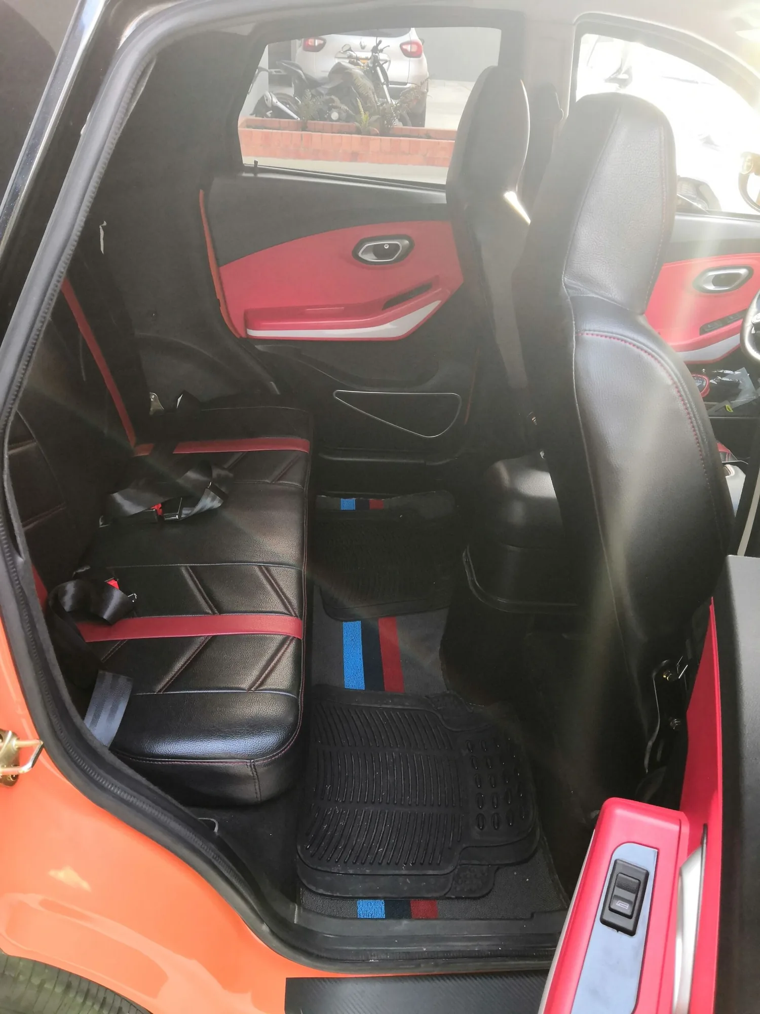 Hatchback Golden Dragon Otro modelo Golden Dragon 2023 TG Electric Motors - TG Sport en Bogotá — foto 10