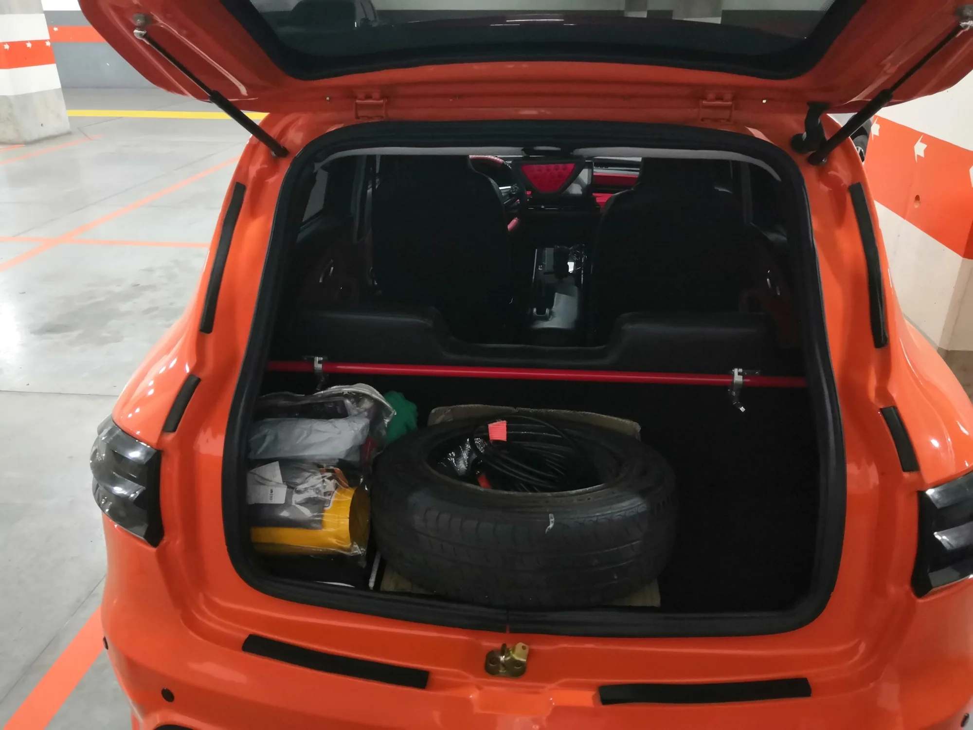 Hatchback Golden Dragon Otro modelo Golden Dragon 2023 TG Electric Motors - TG Sport en Bogotá — foto 2