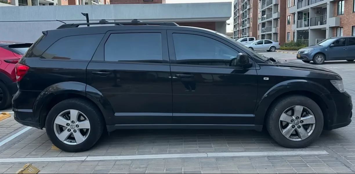 Wagon Dodge Journey 2013 en Cajicá — foto 3
