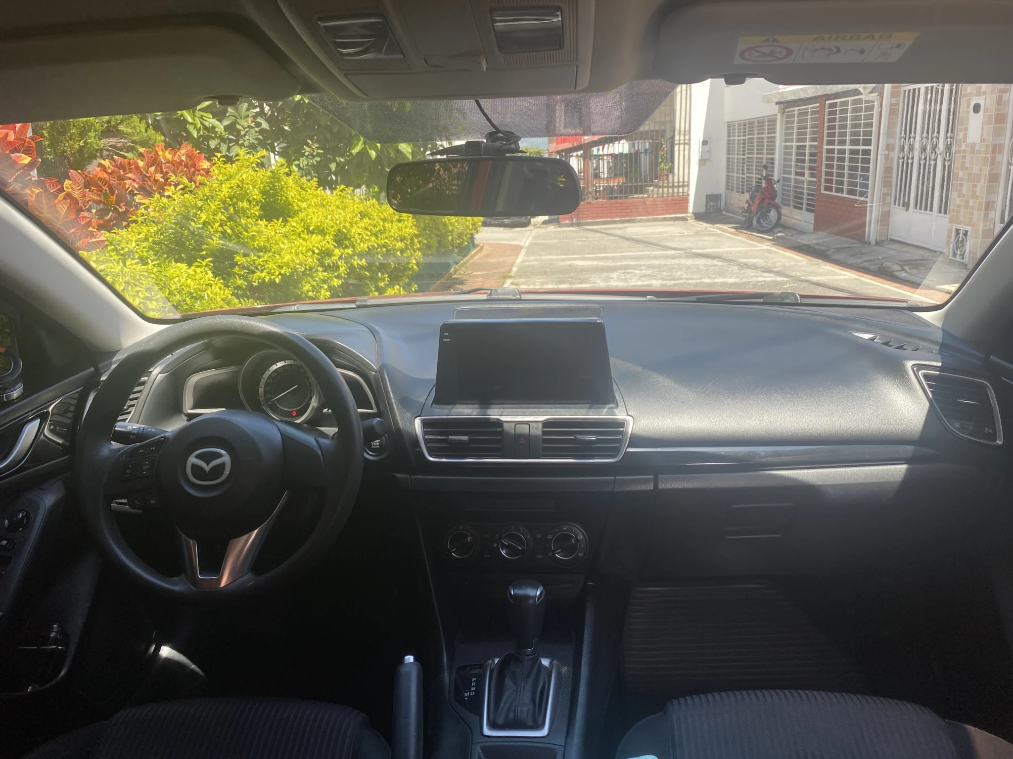 Sedã Mazda 3 2016 Touring en Floridablanca — foto 5