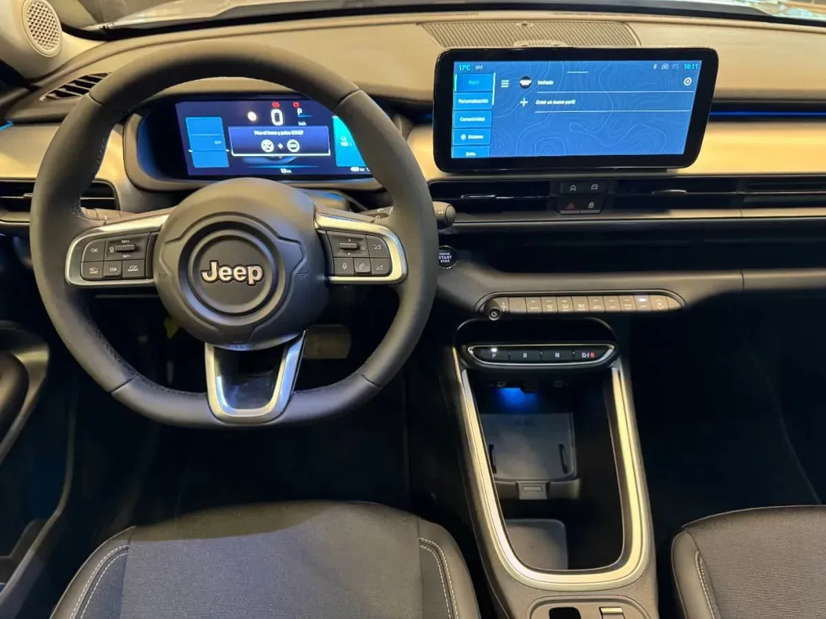 SUV Jeep Avenger E-Hybrid 2026 en Bello — foto 6