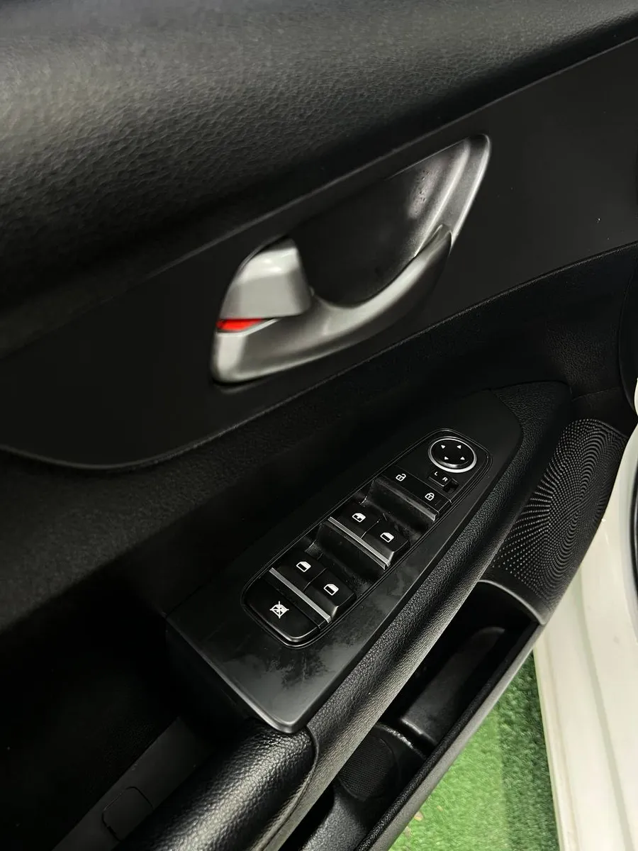 Sedã Kia Cerato Vivro 2019 1.6 Vivro Vibrant Aut en Dosquebradas — foto 9