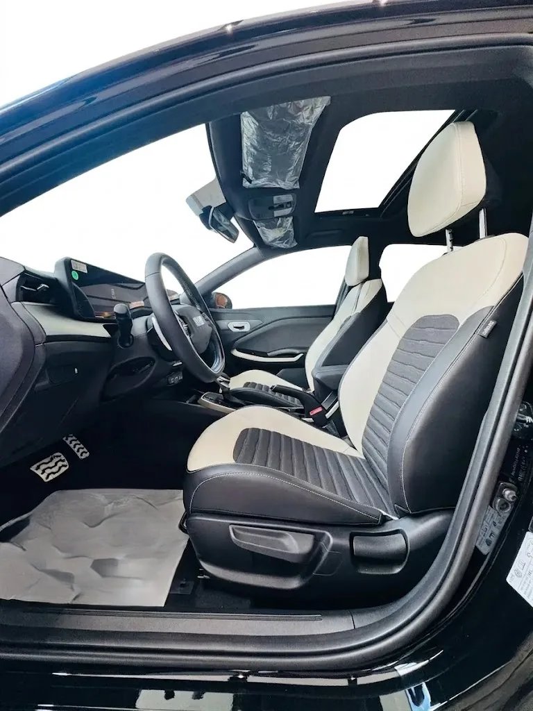 Sedã Kia K3 2027 GT Line en Bogotá — foto 9