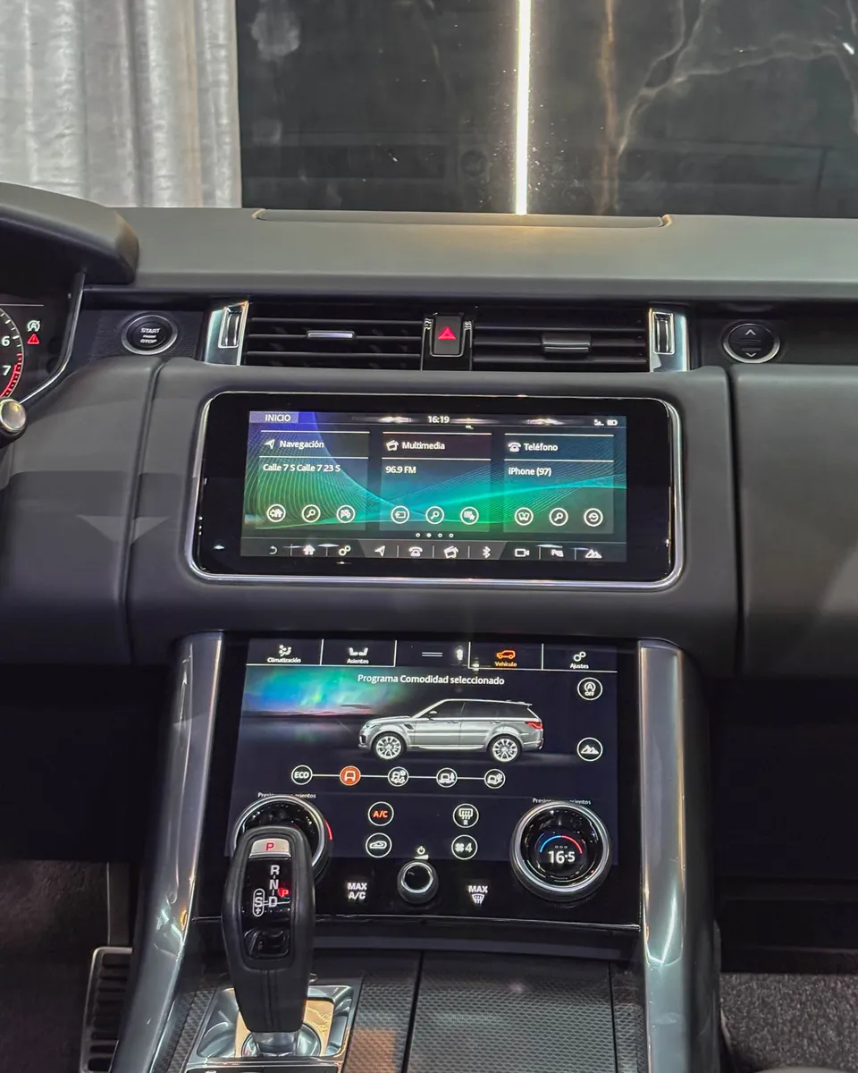 SUV Land Rover Range Rover Sport 2022 en Medellín — foto 7