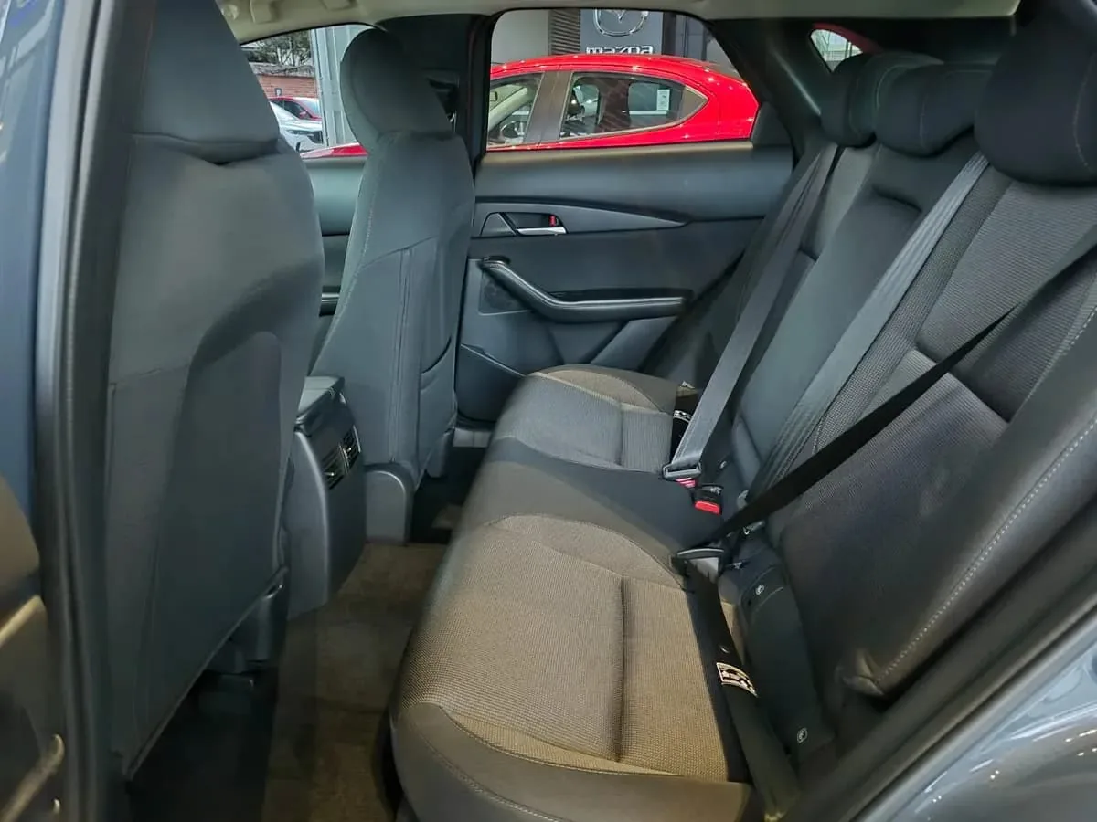 SUV Mazda CX-30 Touring MHEV 2027 en Pereira — foto 6
