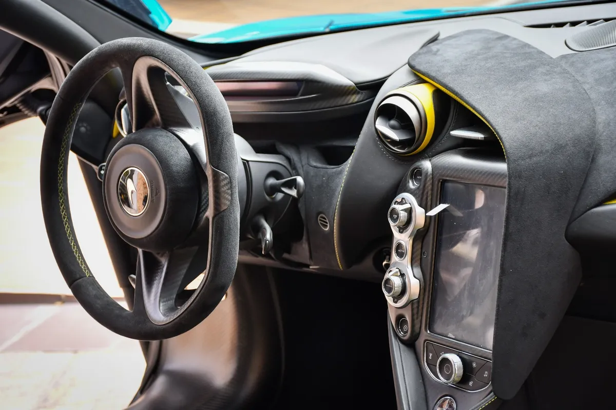 Conversível McLaren 720S 2019 en Ibagué — foto 8