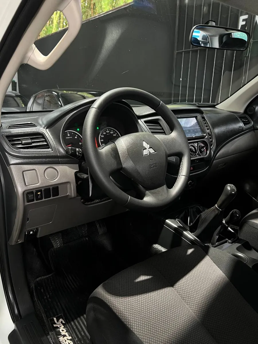 Picape Mitsubishi L200 2007 2.5 High Power en Dosquebradas — foto 6