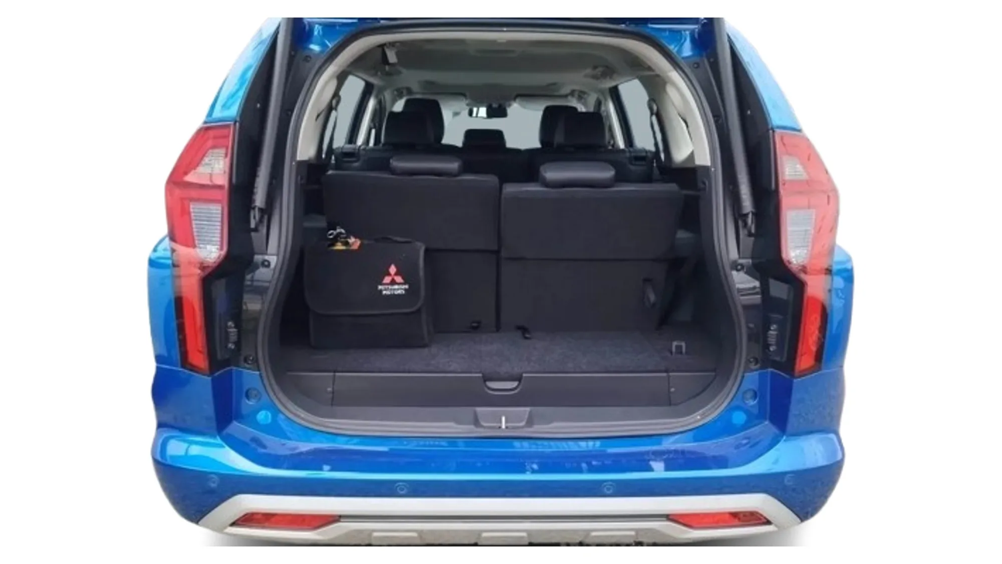 SUV Mitsubishi Montero Sport 2024 en Pereira — foto 6