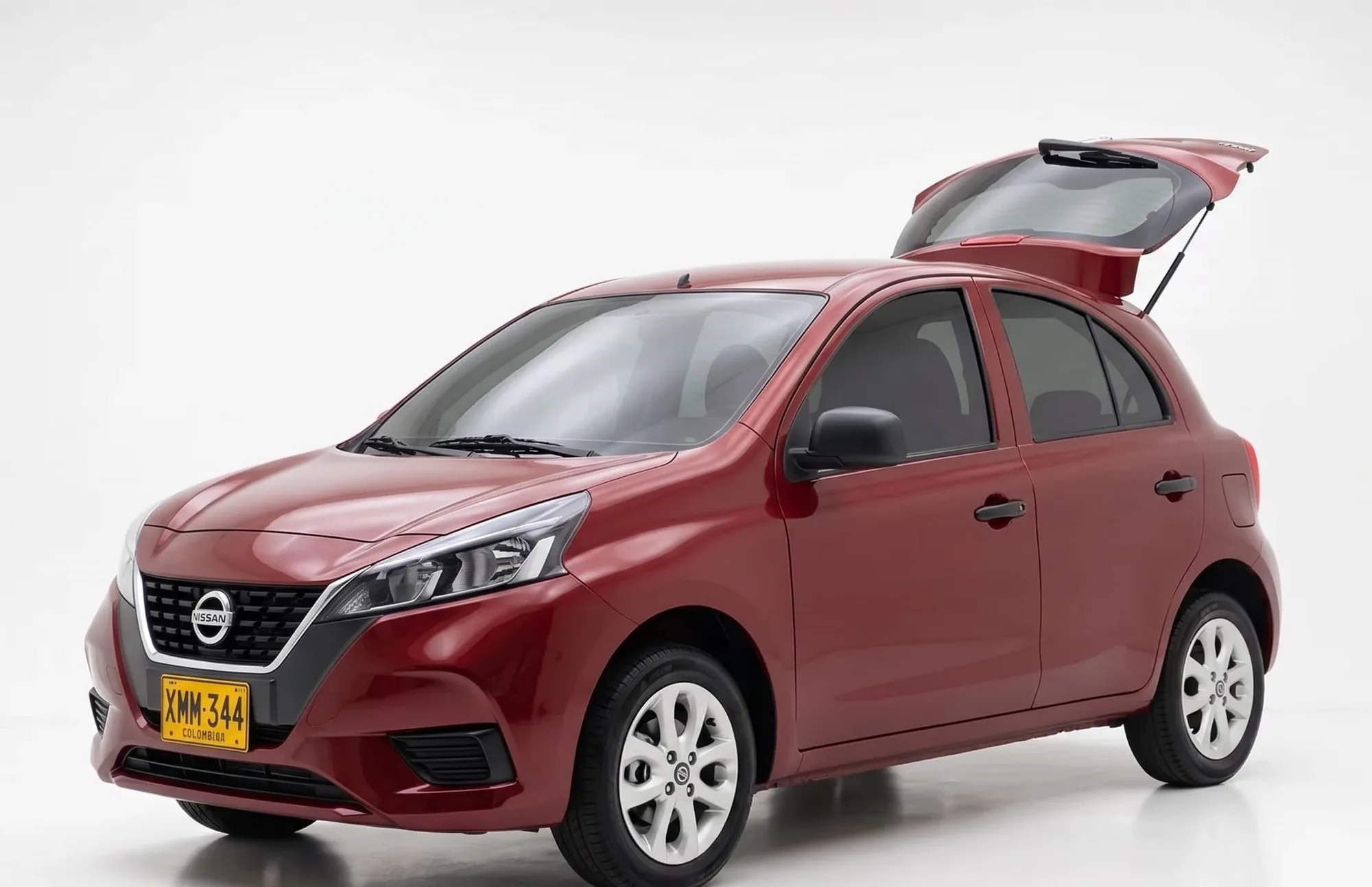 Hatchback Nissan March Sense 2025 en Cali — foto 2