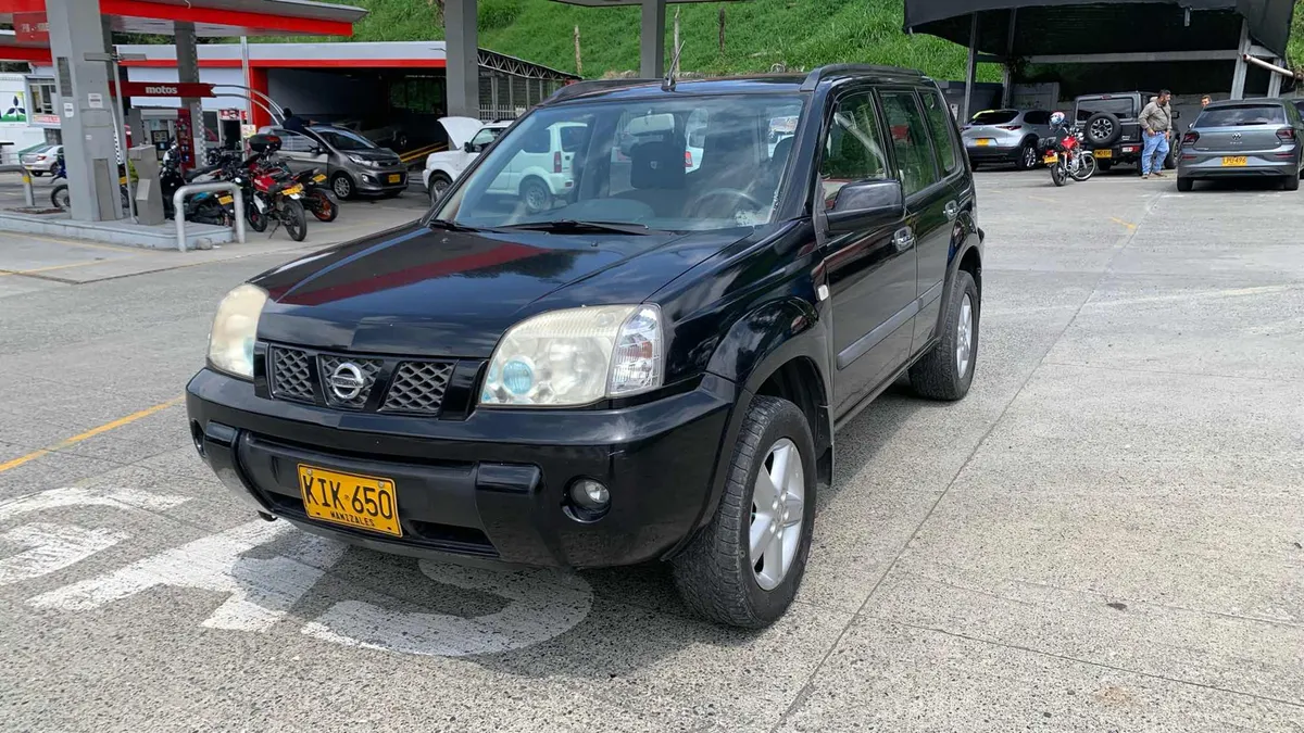 SUV Nissan X-Trail 2012 Classic en Manizales — foto 4