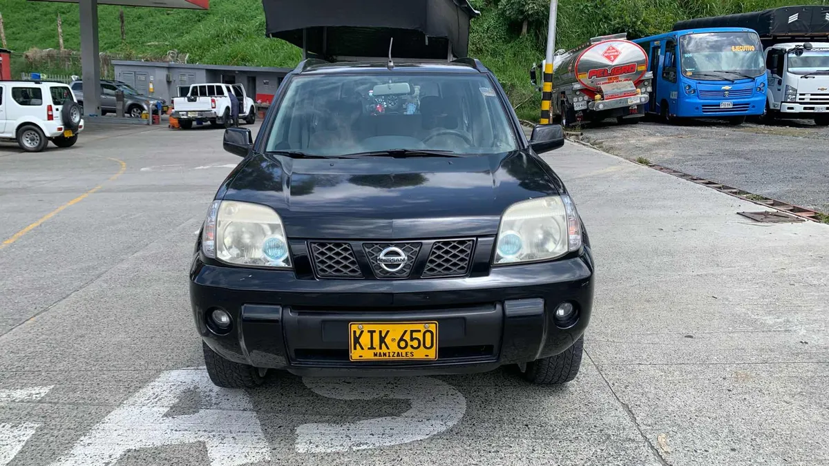 SUV Nissan X-Trail 2012 Classic en Manizales — foto 2
