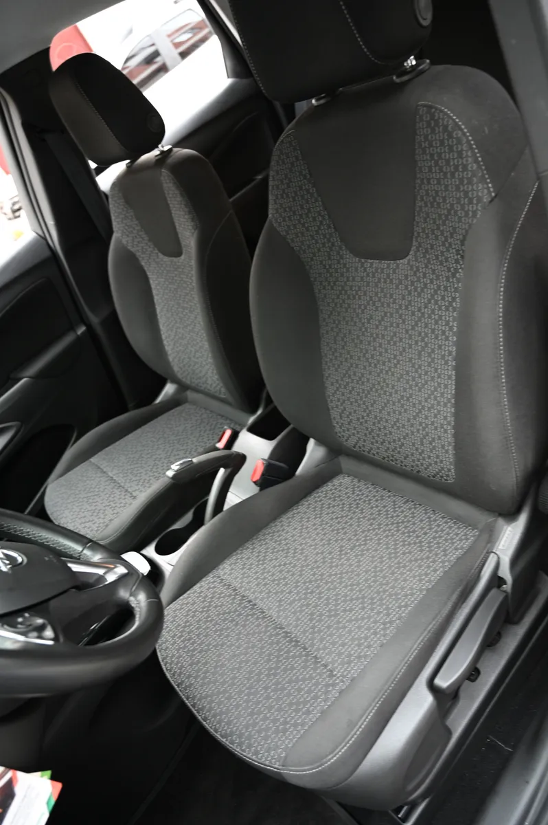 SUV Opel Crossland 2022 en Bucaramanga — foto 7