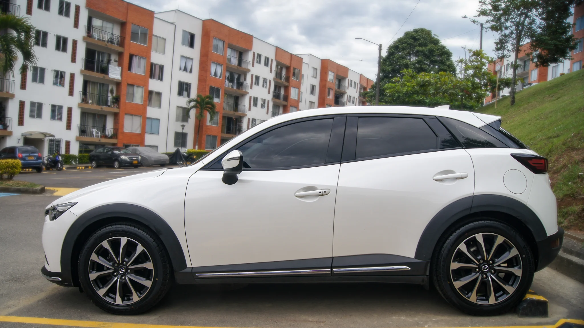 Caminhonete Mazda CX-3 2019 Grand Touring en Pereira — foto 11
