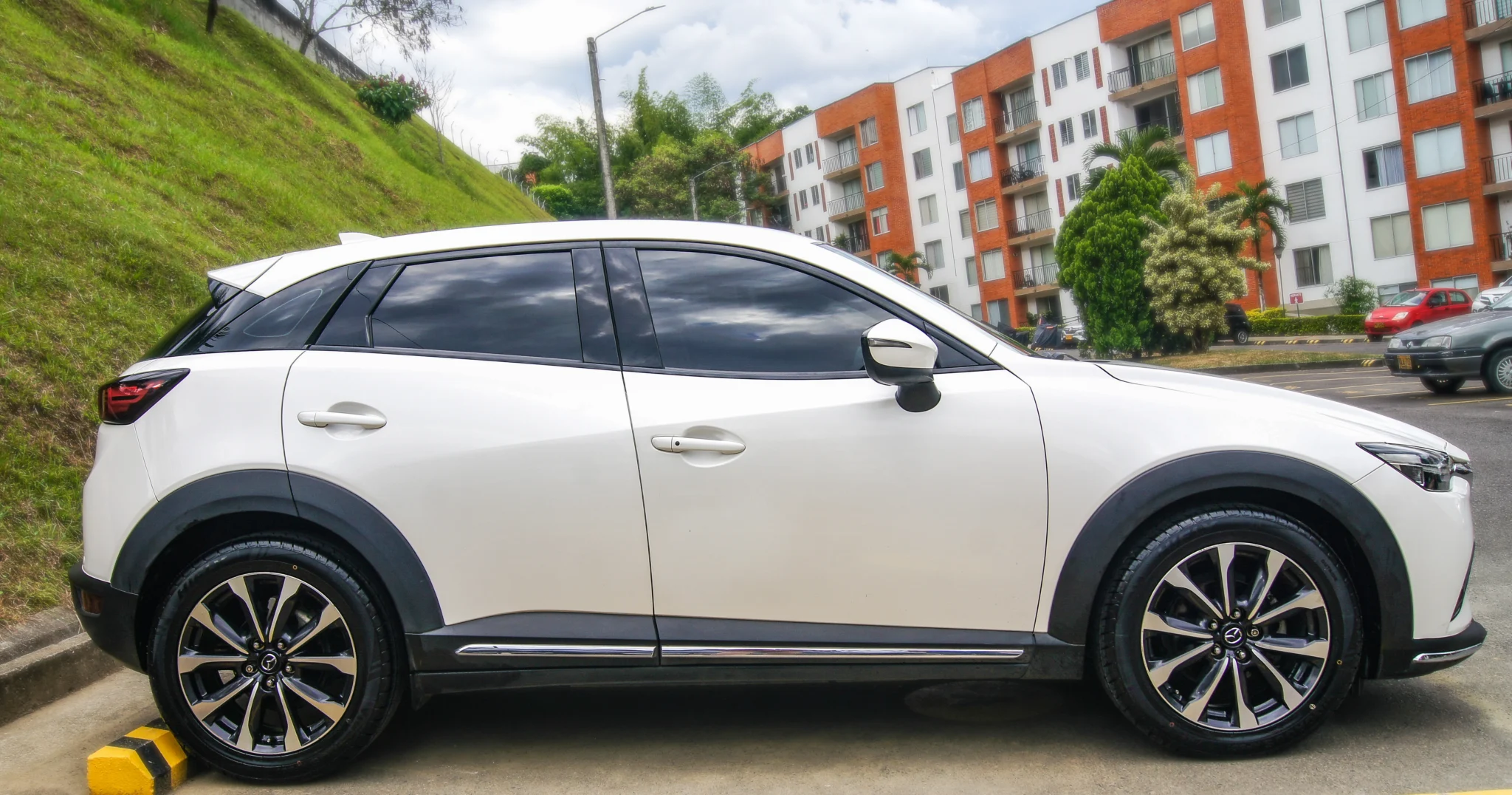Caminhonete Mazda CX-3 2019 Grand Touring en Pereira — foto 10