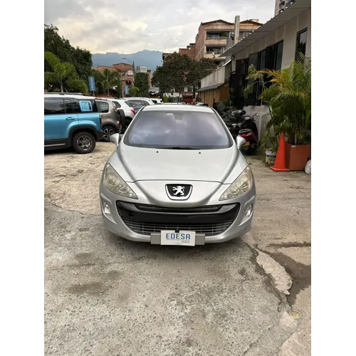 Hatchback Peugeot 308 2009 2.0 Premium en Envigado — foto 2