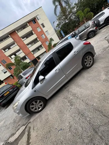 Hatchback Peugeot 308 2009 2.0 Premium en Envigado — foto 10