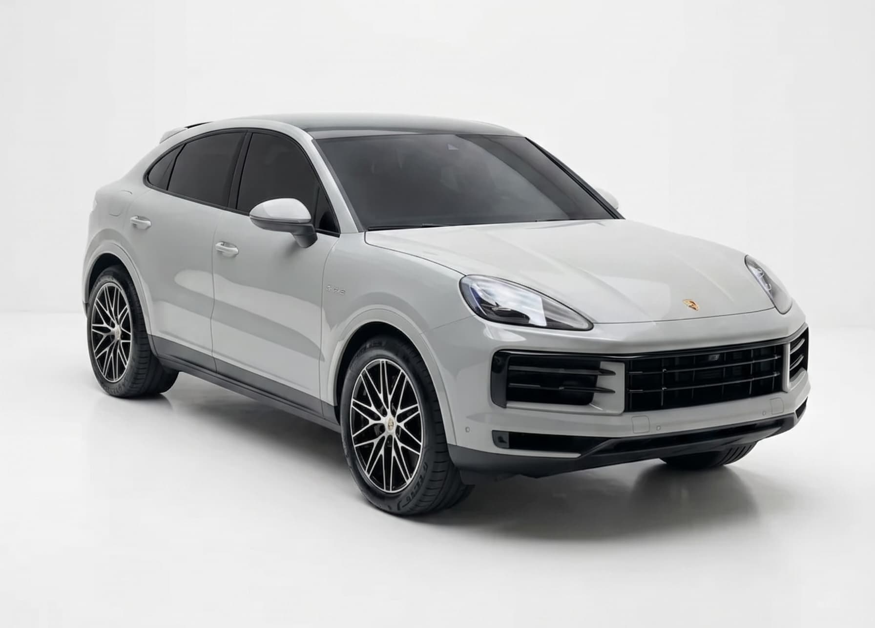 SUV Porsche Cayenne E-Hybrid 2025 en Bucaramanga