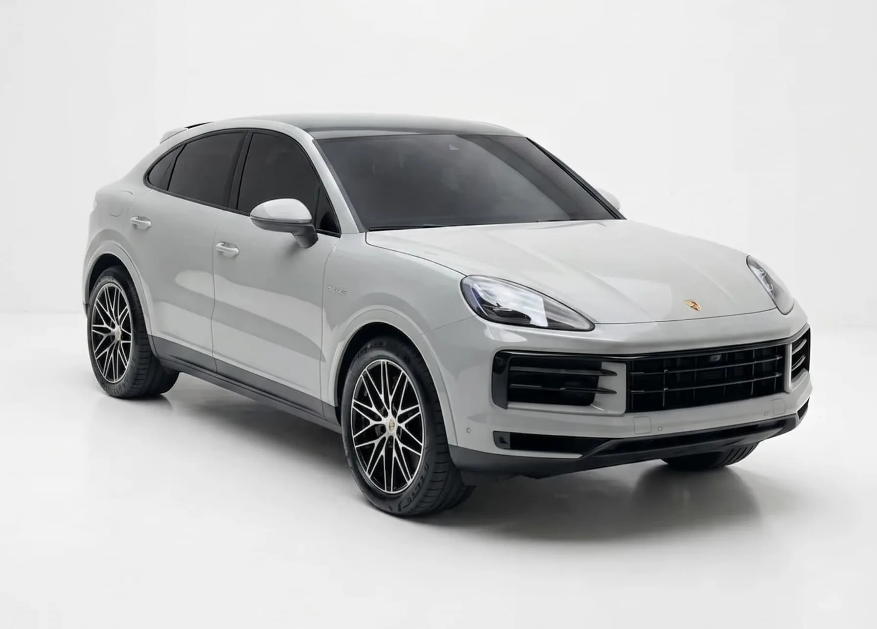 SUV Porsche Cayenne E-Hybrid 2025 en Bucaramanga