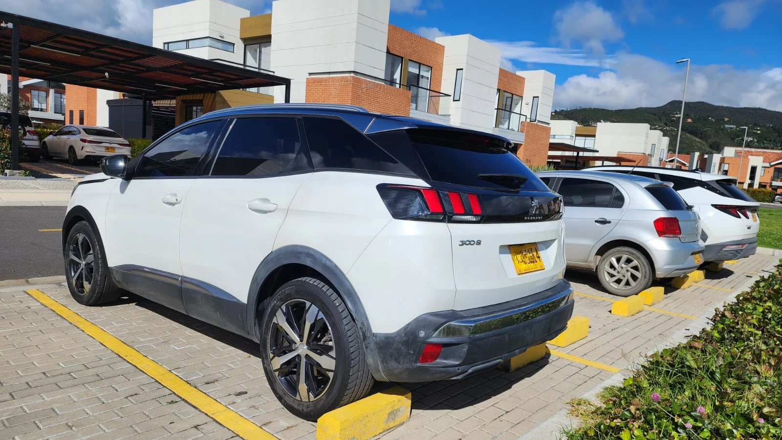 SUV Peugeot 3008 2020 Allure Full en Cajicá — foto 4