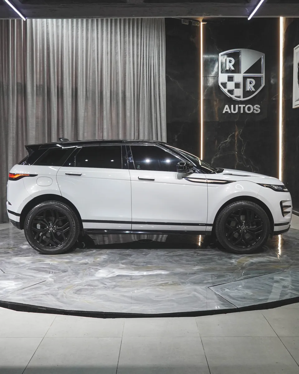 SUV Land Rover Range Rover Evoque 2020 en Medellín — foto 2