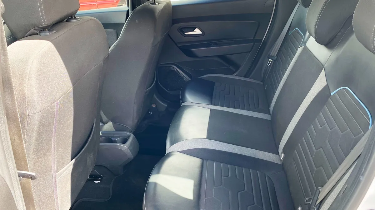 SUV Renault Duster 2023 en Pasto — foto 10