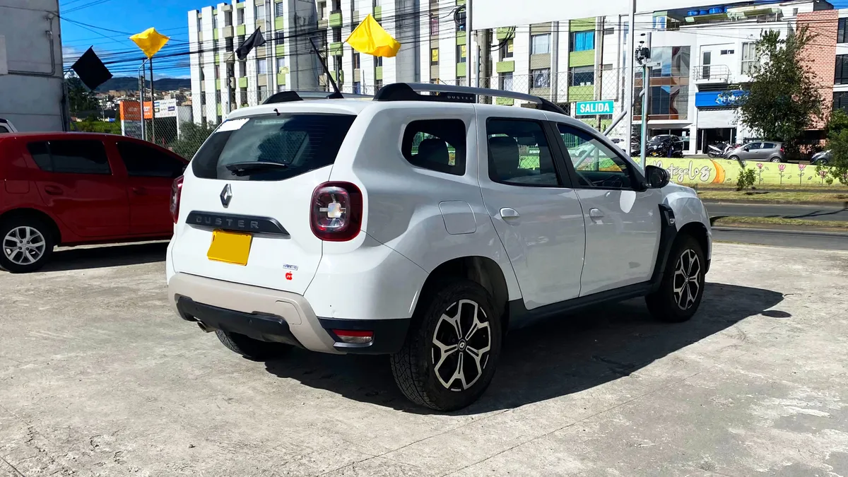 SUV Renault Duster 2023 en Pasto — foto 4